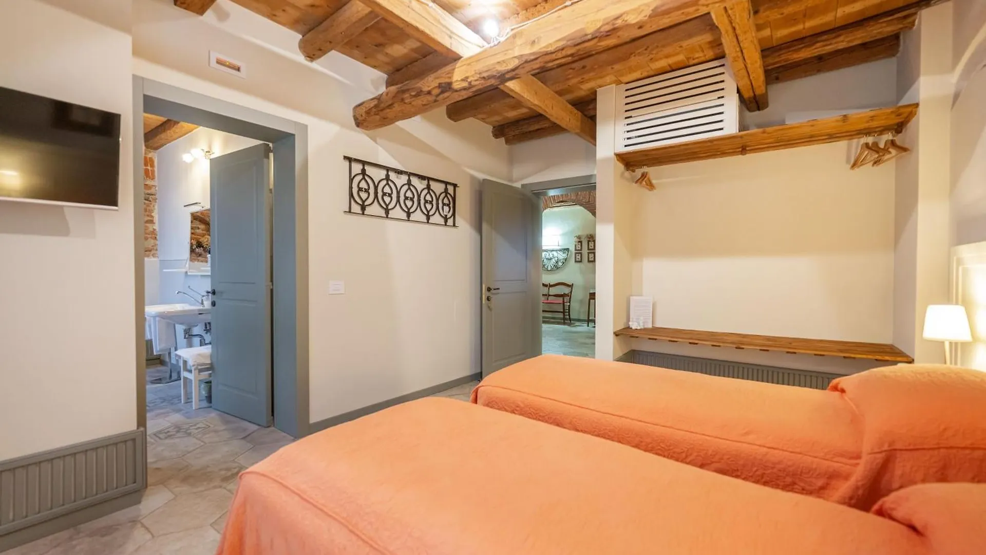Soave Country House Angiari 0*,  Italien
